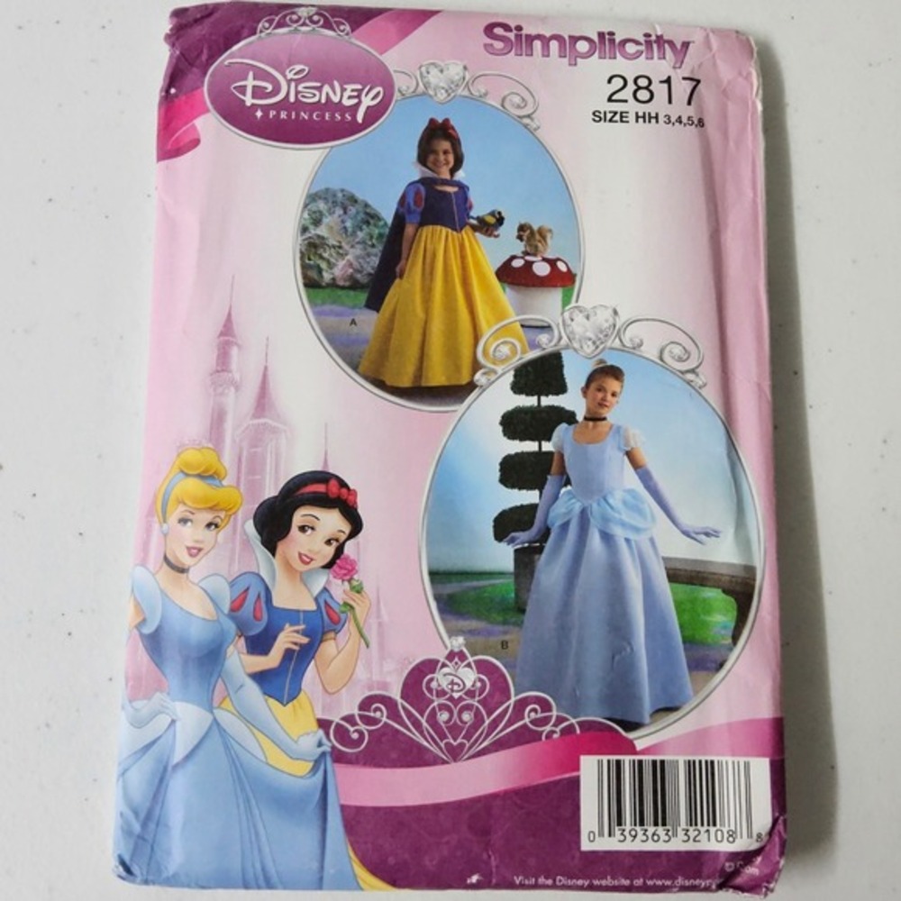 Simplicity 2817 Disney Princess Sewing Pattern Girls Size 3-6 Snow White Cindere